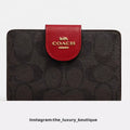 Medium Corner Zip Wallet In Signature red cap