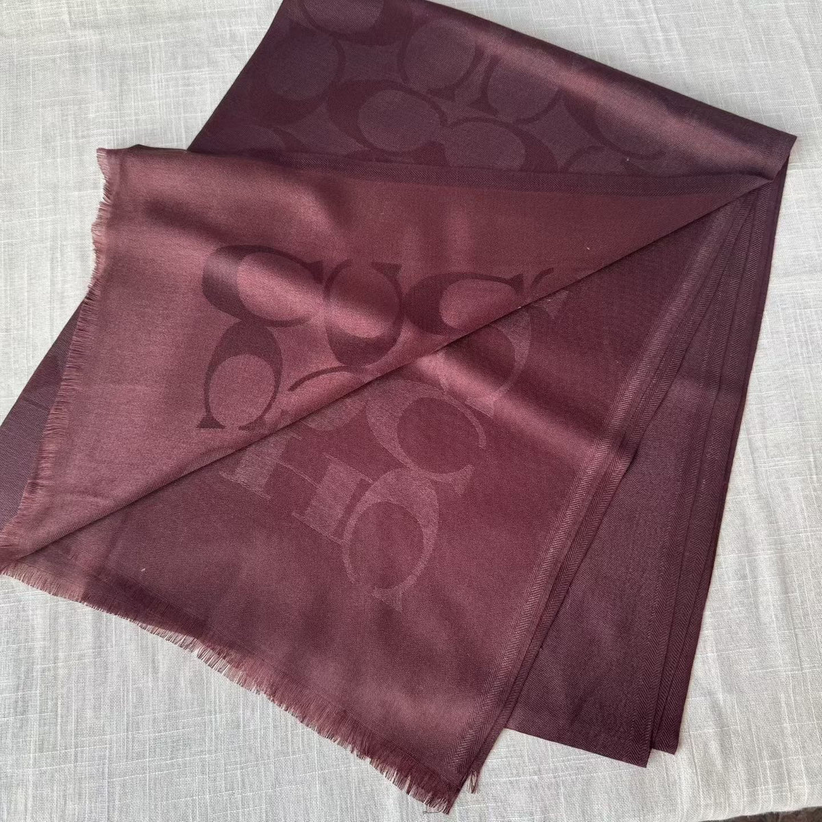 Signature C Oblong Scarf in Lyocell-wool Blend