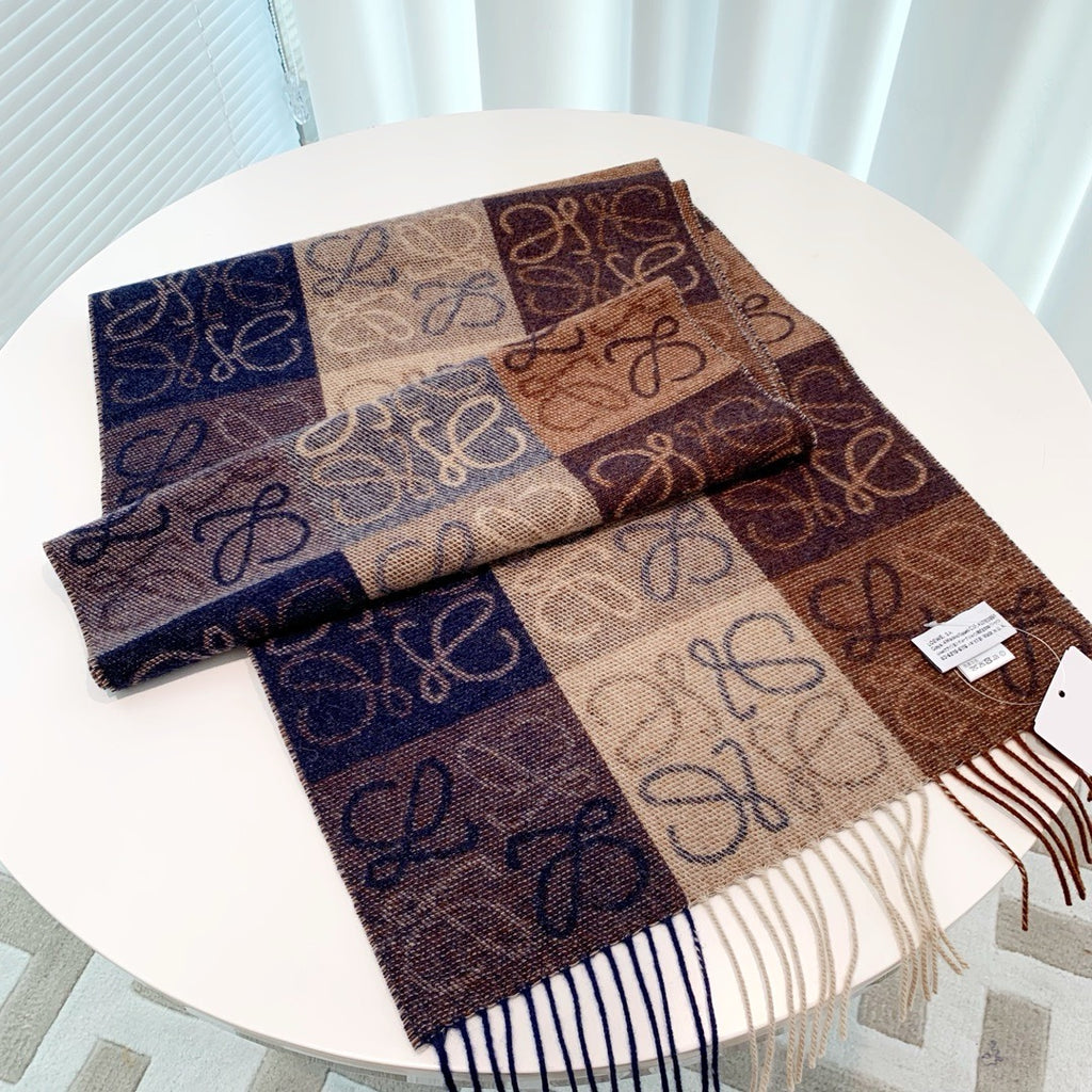 Loewe scarf