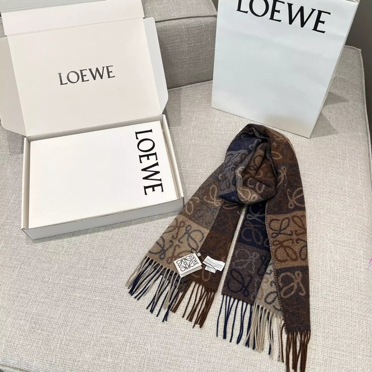 Loewe scarf