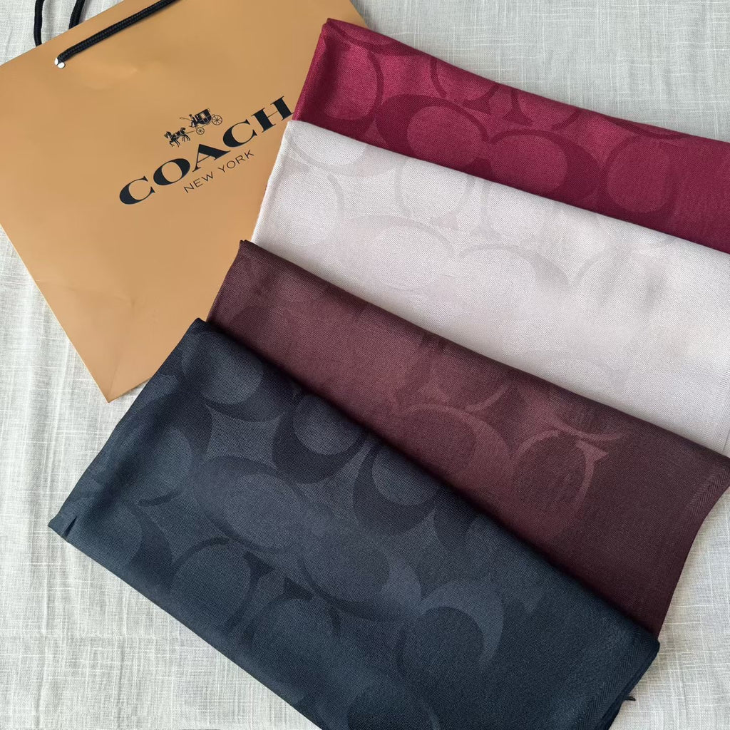 Signature C Oblong Scarf in Lyocell-wool Blend